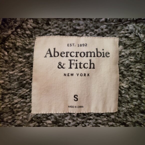 Abercrombie & Fitch Cotton Blend Cardigan Sweater (Gray, S) - Picture 8 of 12